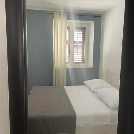 Brac Apartment
