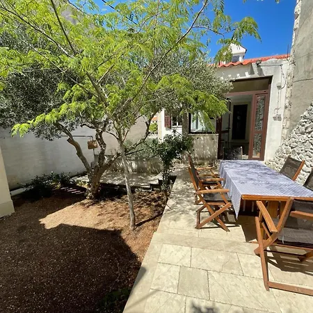 Brac Apartment Pucisca